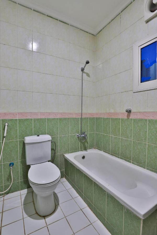 Oyo 396 Alam Al Sala Al Kobra Towers Hotel Джеда Екстериор снимка